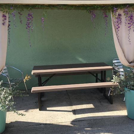 The Hawthornes Licensed Guest House Knottingly Екстериор снимка