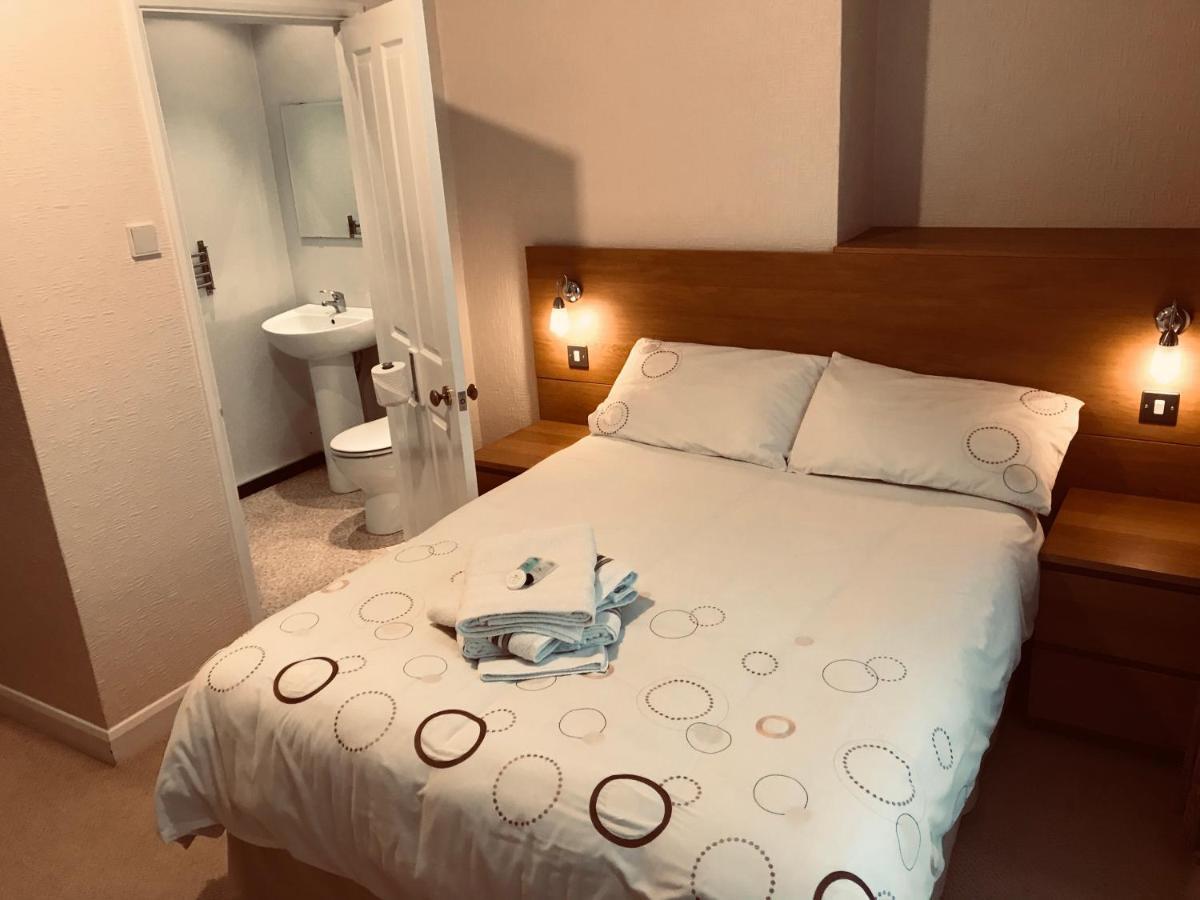 The Hawthornes Licensed Guest House Knottingly Екстериор снимка